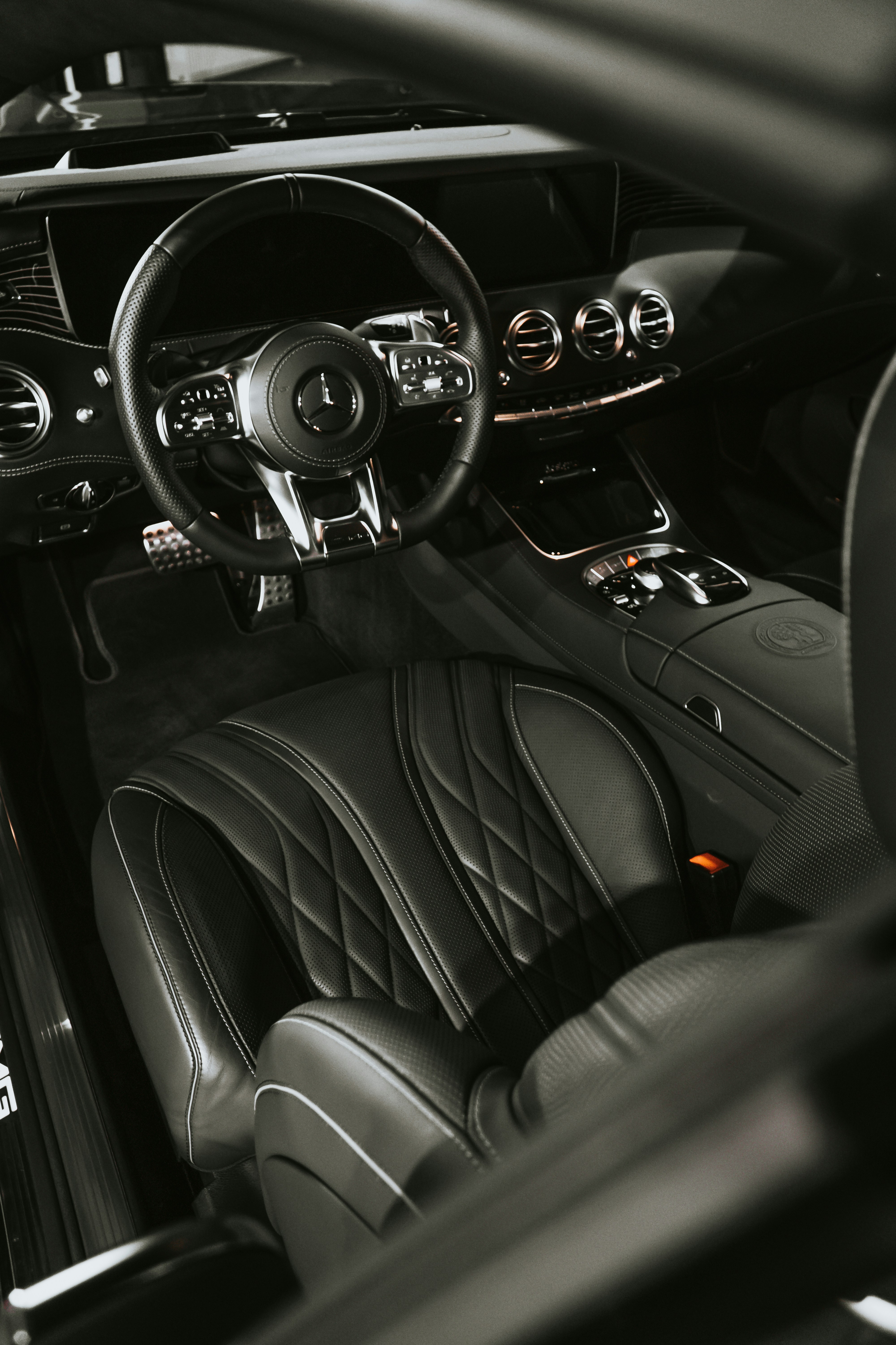 Wheel and tire detail